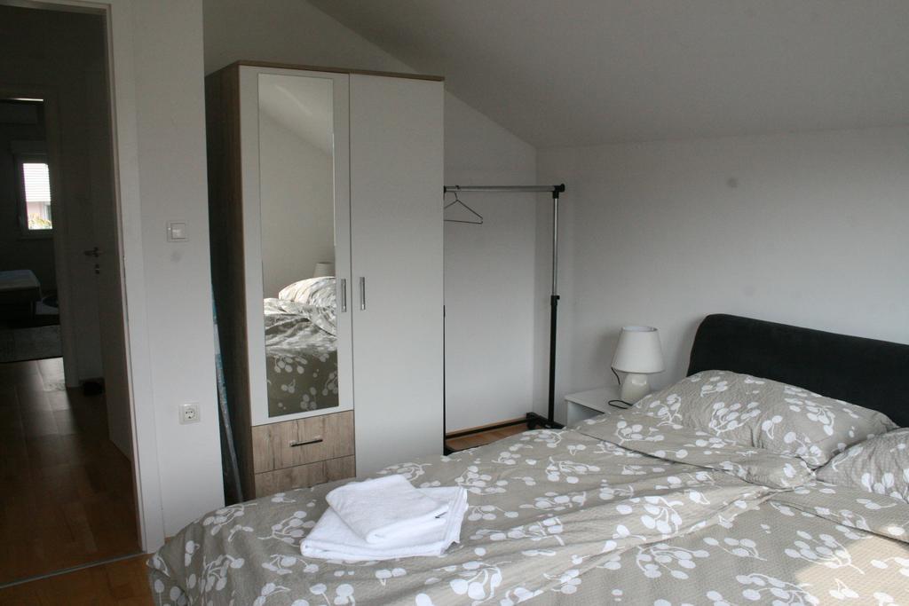 Apartment Beba โมสตาร์ ภายนอก รูปภาพ